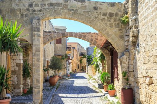 Historical,Streets,Of,Old,Town,Rhodes,With,Flowers,In,Rhodes, Rhodos OldTown 1139636564 scaled 500x0 c default