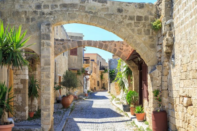 Rhodos OldTown 1139636564 scaled